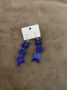 Women earrings for pierced ears